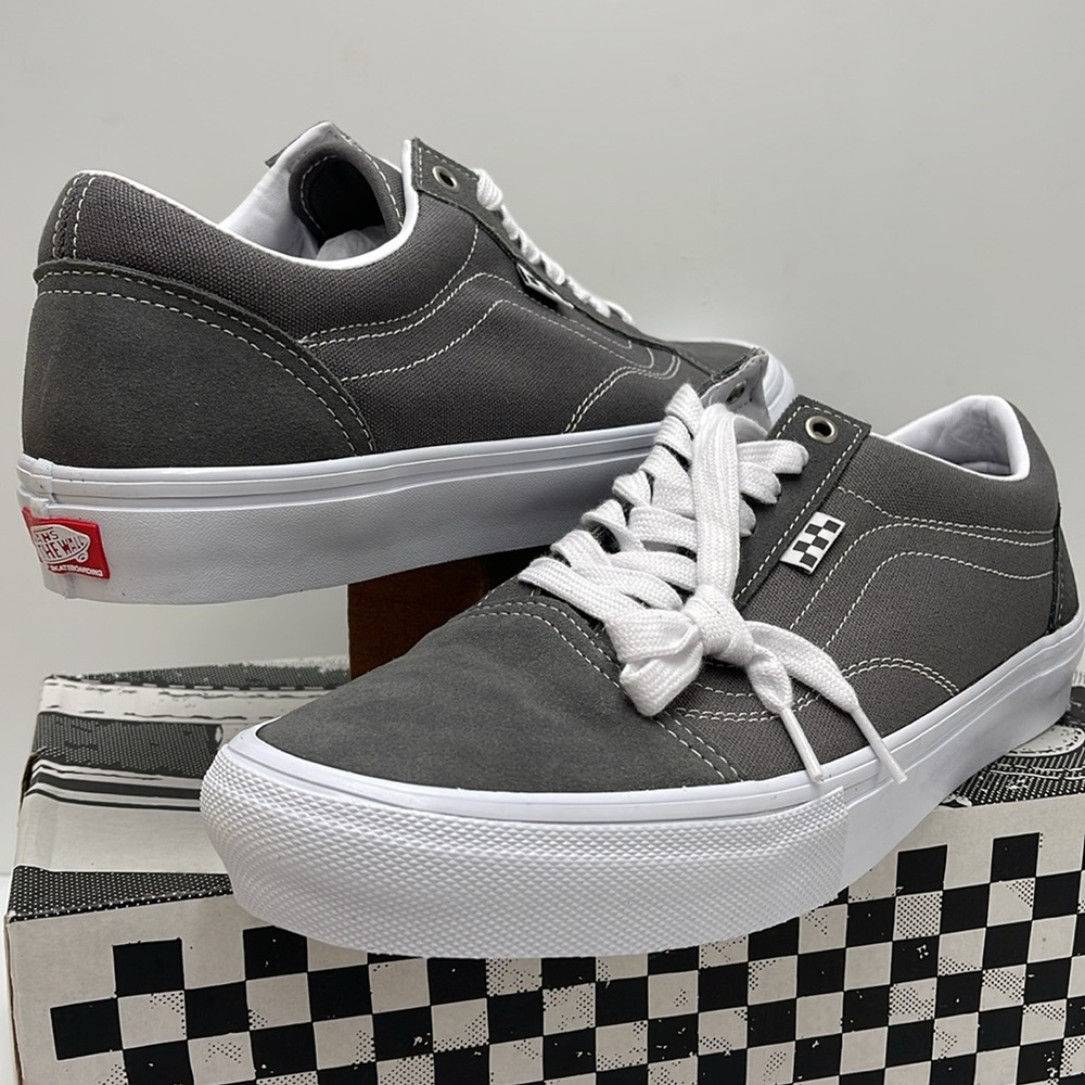 Vans Men’s Skate Old Skool 
Pewter/True White
VN0A5FCB195 Sneakers - Picture 8 of 16